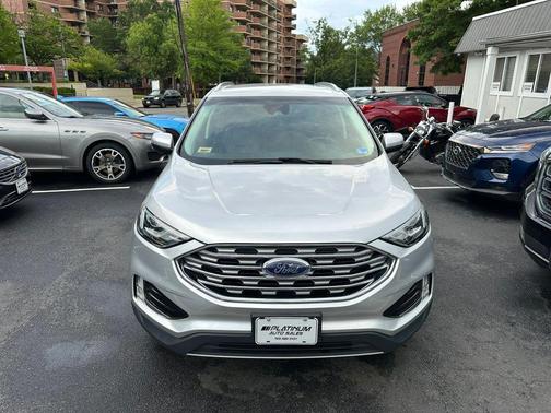 Ingot Silver Metallic 2019 Ford Edge Titanium