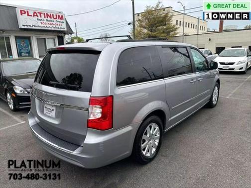 2014 Chrysler Town & Country Touring