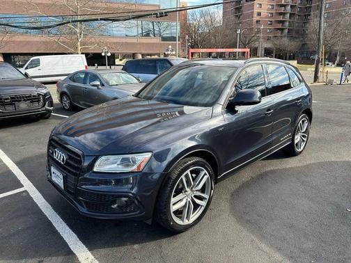 2016 Audi SQ5 3.0T Premium Plus