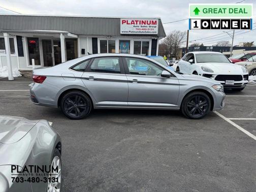 2022 Volkswagen Jetta 1.5T SE