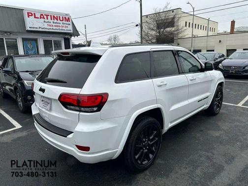 2017 Jeep Grand Cherokee Altitude