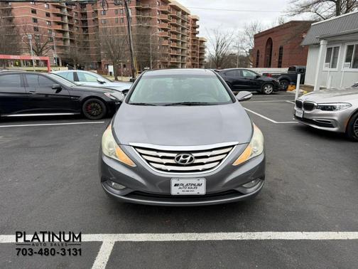 2011 Hyundai SONATA Limited