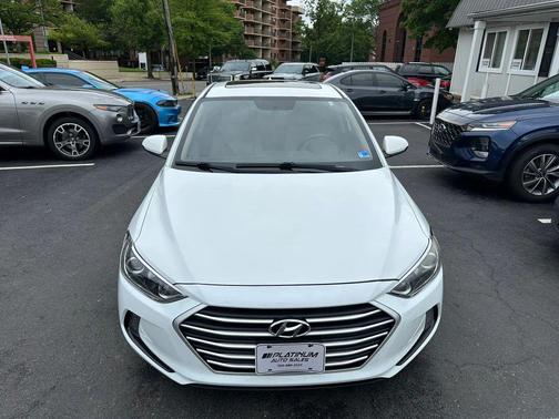 Quartz White Pearl 2018 Hyundai ELANTRA Value Edition