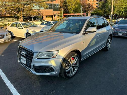 2016 Audi SQ5 3.0T Premium Plus