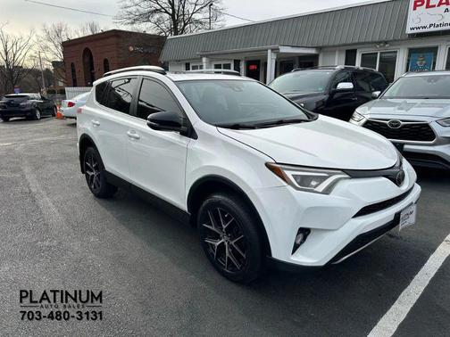 2018 Toyota RAV4 SE