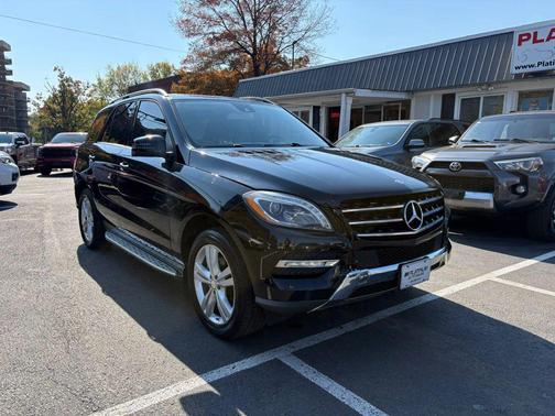 Black 2013 Mercedes-Benz M-Class 4MATIC