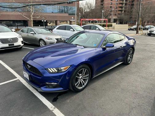 2016 Ford Mustang EcoBoost Premium