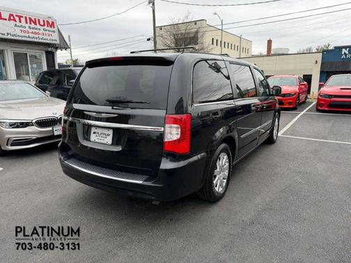 2015 Chrysler Town & Country Touring