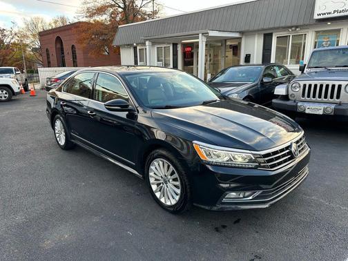 2017 Volkswagen Passat 1.8T SE