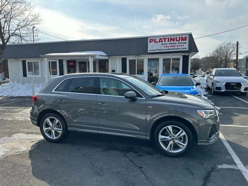2022 Audi Q3 45 S line Premium Plus