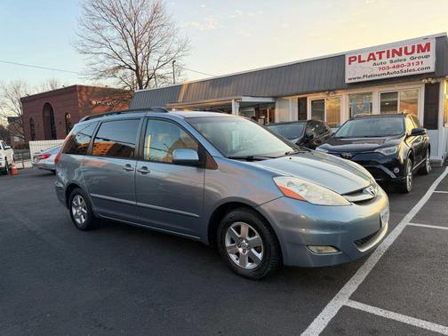 2007 Toyota Sienna XLE