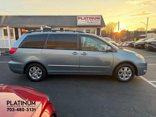2007 Toyota Sienna XLE