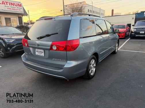 2007 Toyota Sienna XLE