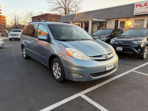 2007 Toyota Sienna XLE