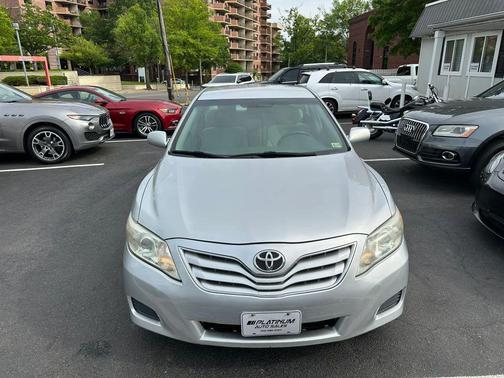 Classic Silver Metallic 2011 Toyota Camry Base