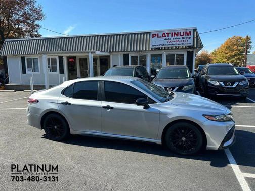 2022 Toyota Camry SE