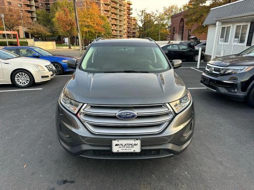 2018 Ford Edge SE
