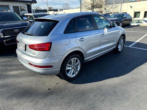 2017 Audi Q3 2.0T Premium
