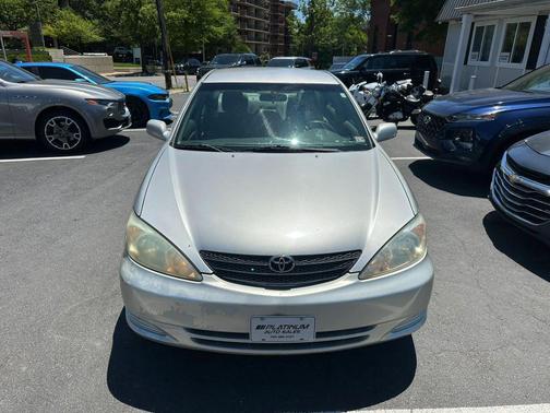 Lunar Mist Metallic 2004 Toyota Camry LE