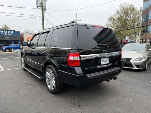 Black 2017 Ford Expedition Platinum