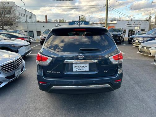 2015 Nissan Pathfinder SV