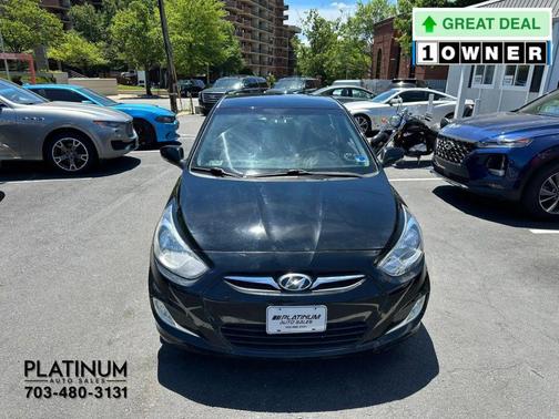 Ultra Black Pearl 2013 Hyundai Accent SE