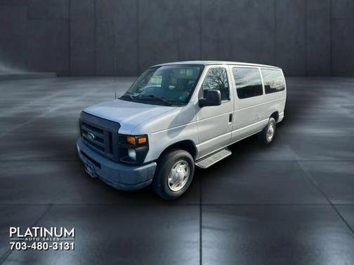 2013 Ford E350 Super Duty XL