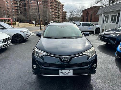 2017 Toyota RAV4 Platinum
