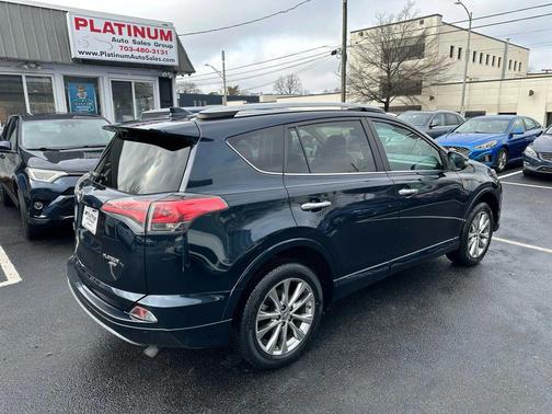 2017 Toyota RAV4 Platinum