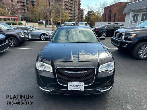 2015 Chrysler 300 Limited