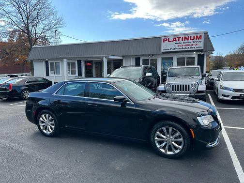 2015 Chrysler 300 Limited