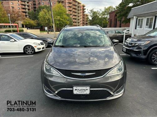 2019 Chrysler Pacifica Touring L