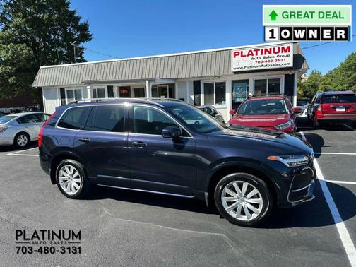 2016 Volvo XC90 T6 Momentum