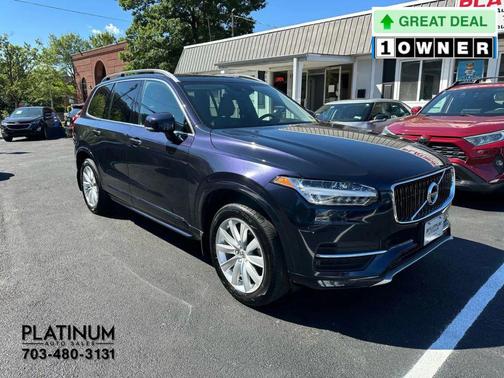 2016 Volvo XC90 T6 Momentum