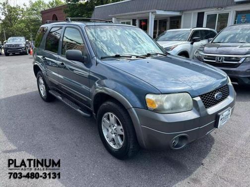 2005 Ford Escape XLT