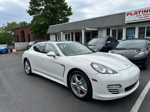 Carrara White 2012 Porsche Panamera 4S