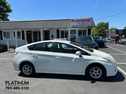 Classic Silver Metallic 2010 Toyota Prius II