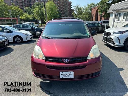 2004 Toyota Sienna CE
