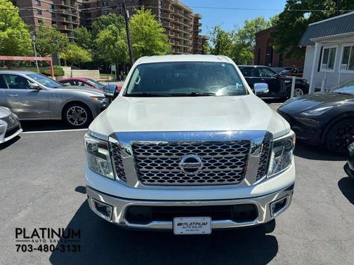 Pearl White 2017 Nissan Titan SL