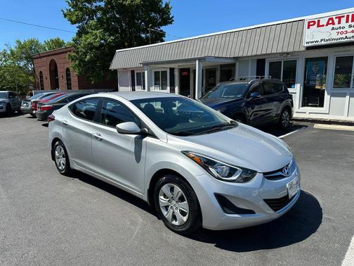 Shimmering Air Silver 2016 Hyundai ELANTRA SE