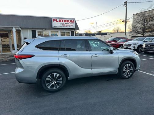 2020 Toyota Highlander XLE