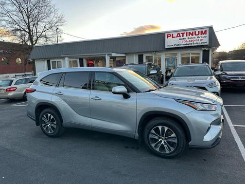 2020 Toyota Highlander XLE