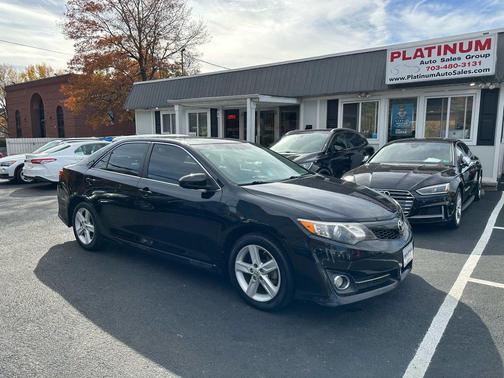 2014 Toyota Camry SE