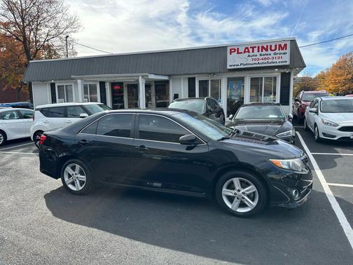 2014 Toyota Camry SE
