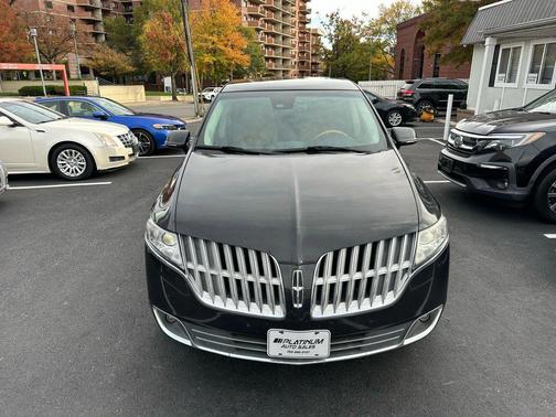 2010 Lincoln MKT Sport Utility 4D
