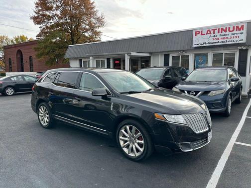 2010 Lincoln MKT Sport Utility 4D