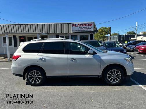 Brilliant Silver 2015 Nissan Pathfinder SV