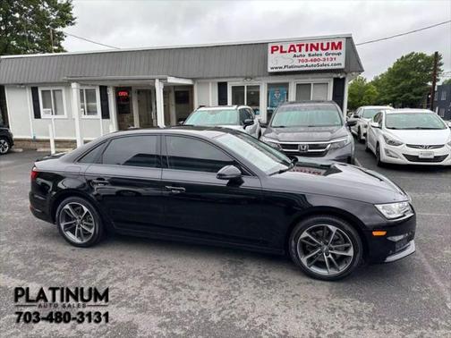 2019 Audi A4 Titanium Premium Sedan 4D