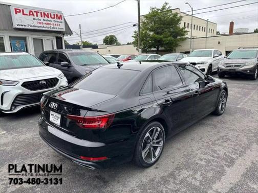 2019 Audi A4 Titanium Premium Sedan 4D