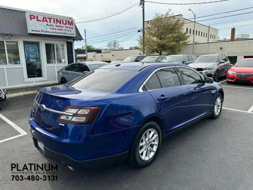 Deep Impact Blue 2013 Ford Taurus SE